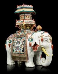 Éléphant de style Kakiemon