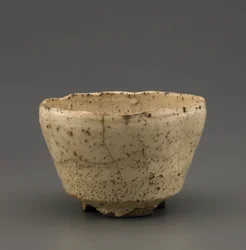 Bol à thé avec pied cranté, préfecture de Yamaguchi, période Edo