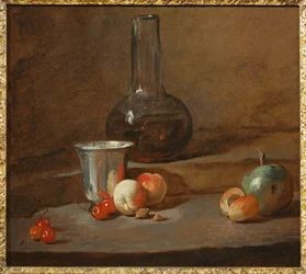 Caraffe a demi pleine de vin, goblet d