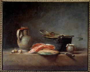 Pot en cuivre, écumoire, pichet et tranche de saumon. Nature morte