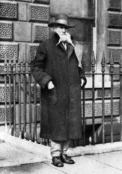 Old Odell, du célèbre Savage Club, Adelphi Terrace, Londres, 1926-1927