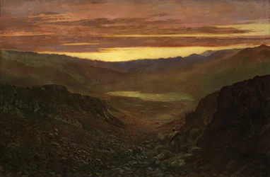 Fleetworth Hollow et Tarn depuis Green Gable Fell au crépuscule