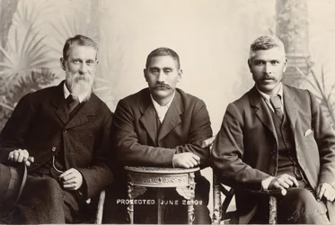 William Australia Graham, le roi Mahuta Tawhaio et Tahuna Heirangi, juin 1898