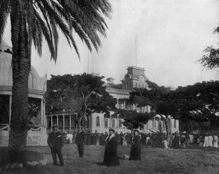 Le Palais Royal à Honolulu aux Îles Sandwich photo par John Lawson Stoddard (1850-1931) Voyageur et Conférencier Publication éducative pour -Chicago