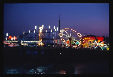 Jetée Steeplechase de nuit, Atlantic City, New Jersey, États-Unis
