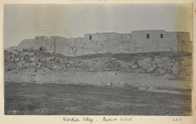 Province de Khorasan Razavi, Iran, vers 1908 (photo en noir et blanc)