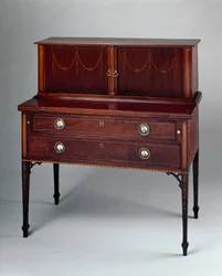 Bureau tambour, attribué à l