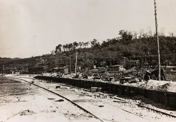 Album "Meine weltkriegs - Erinnerungen South-West Front (Carinthie, Italie, Tyrol du Sud) 31/03/1915-12/11/1918 - Josef Zohles Wien": rail et véhicules militaires