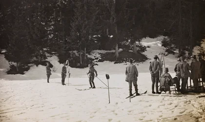 Soldats à skis