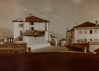 Album "Meine weltkriegs - Erinnerungen South-West Front (Carinthie, Italie, Tyrol du Sud) 31/03/1915-12/11/1918 - Josef Zohles Wien": vue de Chiusaforte
