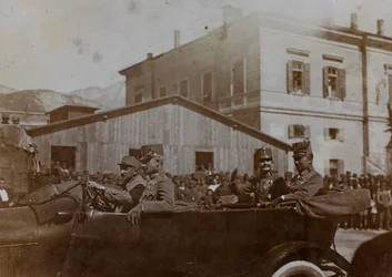 Album "Meine weltkriegs - Erinnerungen South-West Front (Carinthie, Italie, Tyrol du Sud) 31/03/1915-12/11/1918 - Josef Zohles Wien": Kaiser Karl à Trente