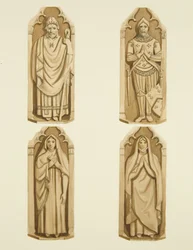 Quatre figures décorant les portes fabriquées par Clarke, de chaque côté de l