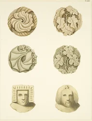Pierres de voûte (bosses) au plafond de l