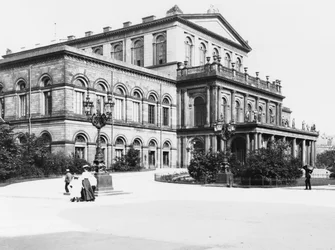 Le Théâtre à Hanovre, c.1910