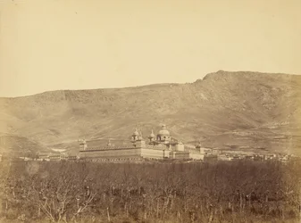 [El Escorial, à distance]