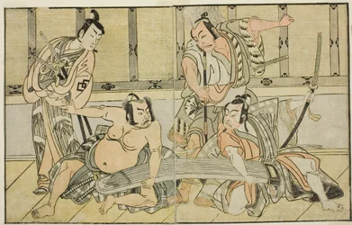 Les acteurs Ichikawa Yaozo II en Kujaku no Saburo, Matsumoto Koshiro II en Hata no Daizen Taketora, Nakajima Mihoemon II en Aramaki Mimishiro, et Nakamura Shocho I en Ki no Tsurayuki (de droite à gauche), dans la pièce Kuni no Hana Ono no Itsumoji, jouée à
