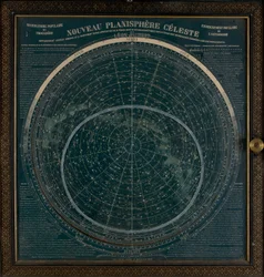 Un planisphère imprimé en blanc sur fond bleu foncé, vers 1900
