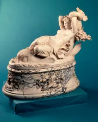 Galatée chevauchant un dauphin, vers 1880