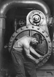 Mécanicien de la centrale électrique