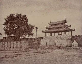 Amerapoora : Porte Ooh-nein de la ville