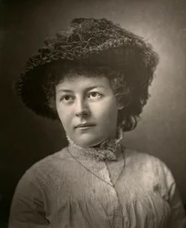 Adela Measor, actrice irlandaise, 1882