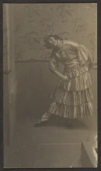 [Danseuse]