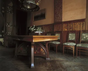 La salle à manger, Casa Nava (1901-1907), à Reus - DOMENECH I MONTANER, Lluis (1850-1923). Maison Navas. 1901-1907. ESPAGNE. Reus. Maison Navas. Salle à manger, avec mobilier de Gaspar Homar i Mesquida. Modernisme. Architecture.