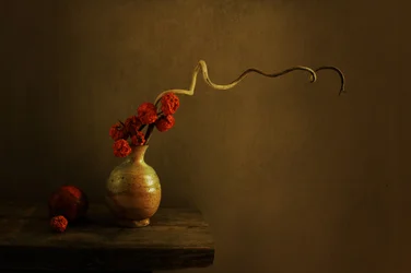 Nature morte botanique sombre