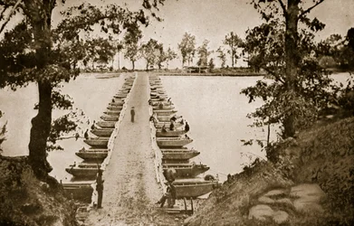 Pont de pontons à Deep Bottom sur le James, 1861-65