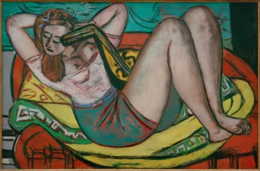 Femme avec Mandoline en Jaune et Rouge