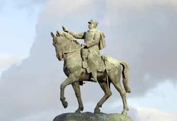 Statue équestre de Joseph Joffre (1852-1931), militaire, maréchal de France, commandant français à la bataille de la Marne pendant la Première Guerre mondiale, sculpture en bronze de Maxime Real del Sarte (1888-1954),