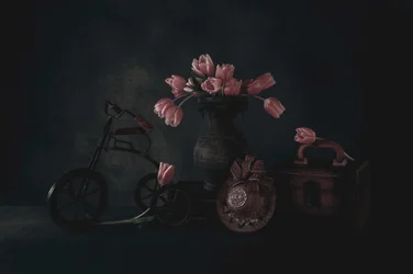 Nature morte de tulipes pleine d