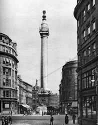 Le Monument au Grand Incendie, Londres, 1926-1927