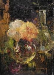 Roses jaunes en carafe