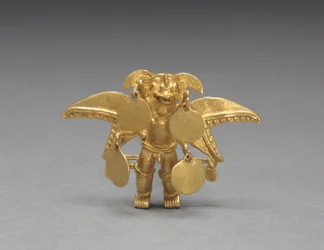Pendentif en forme de figure ailée, c. 1000-1550