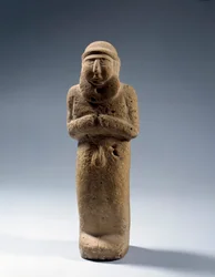 Mésopotamie : statue en calcaire d