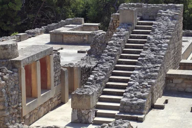 Partie orientale du palais du roi Minos à Knossos entre le mégaron de la reine et la cour centrale. Crète. 1600-1450 av. J.-C.
