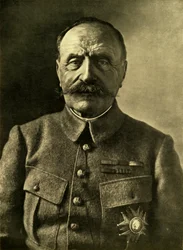 Maréchal Foch, Généralissime des armées alliées sur le front occidental, vers 1920
