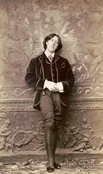Oscar Wilde, début des années 1880 (photo)