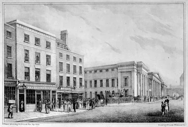 Vue le long de Aldersgate Street et St Martin-le-Grand vers la cathédrale St Paul, vers 1830