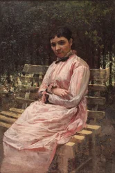 Dans un parc. Portrait de la femme de l
