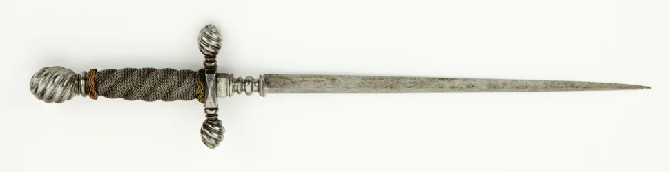 Stiletto de canonnier
