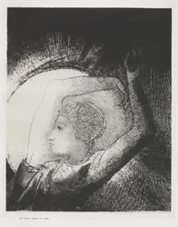Une femme vêtue de soleil