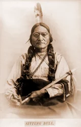 Portrait de Sitting Bull avec calumet