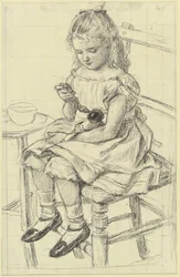 Une petite fille en train de donner à manger à sa poupée