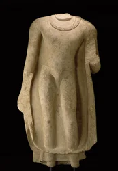 Figure debout du Bouddha (tête manquante), Gandhara