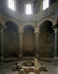 Vue intérieure du baptistère paléochrétien