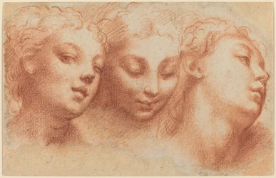 Trois têtes féminines