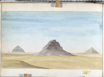 Vue de la pyramide de Dachour