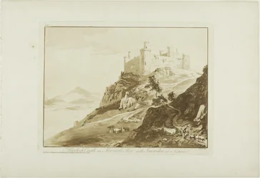Château de Harlech dans le comté de Merioneth avec Snowdon au loin